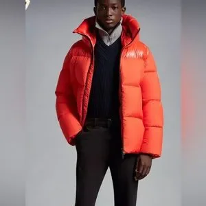 Moncler | Jackets & Coats | Damavand Short Down Jacket